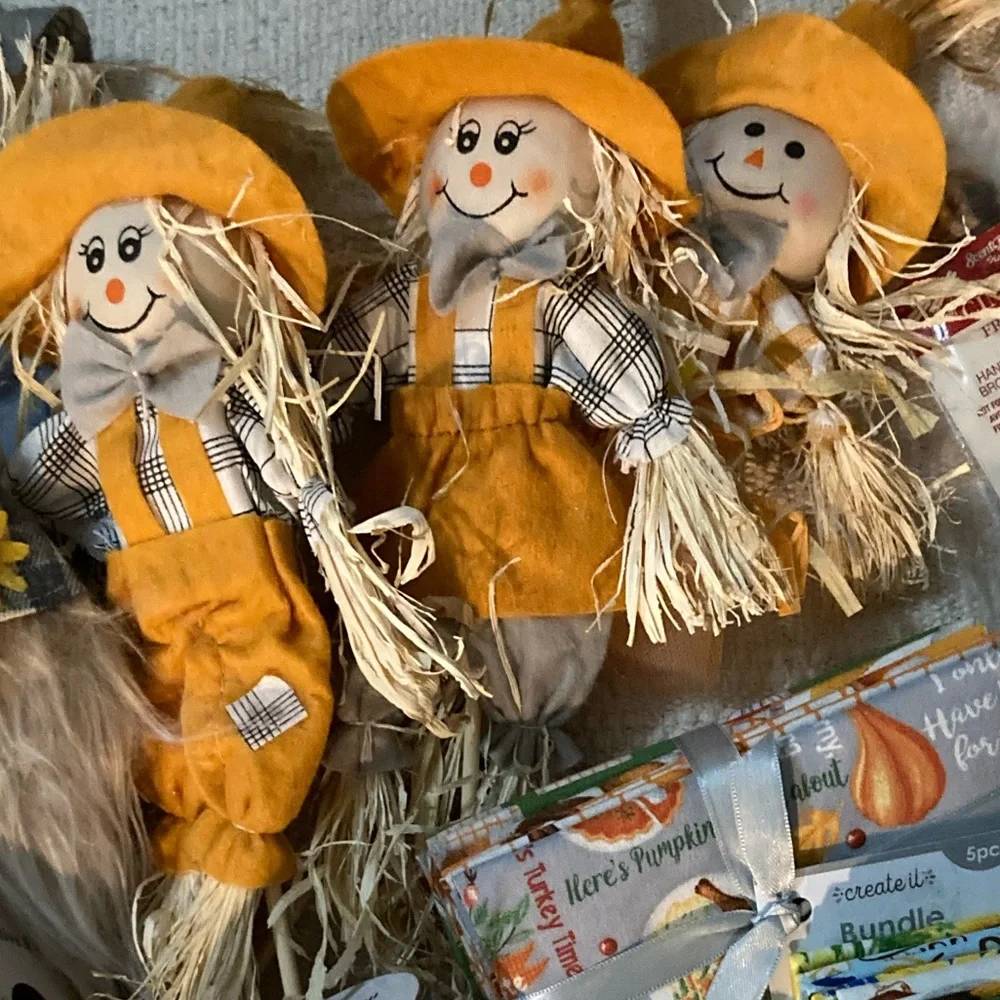 Fall Ribbon & Mini Scarecrows - Picture 3 of 7